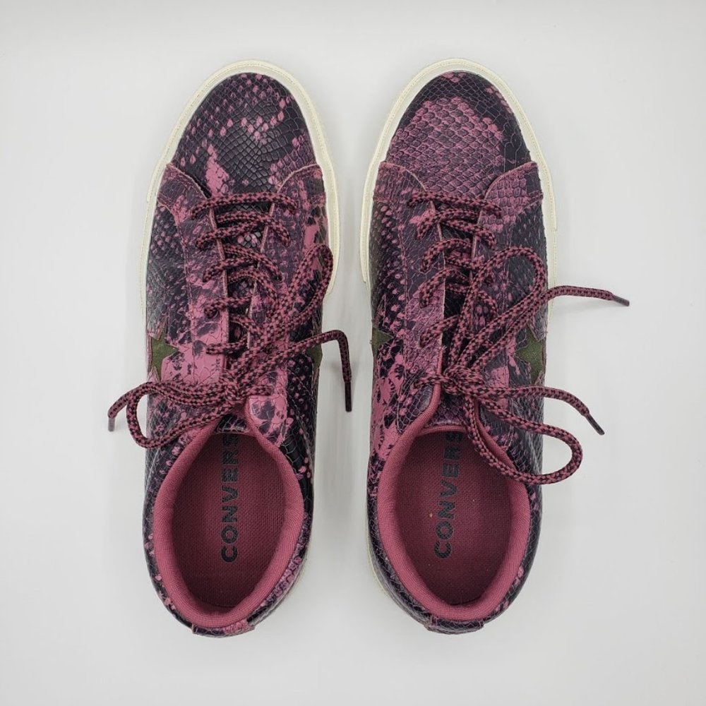 Converse One Star OX Snake Low Top Sneakers 7.5 women's, 5.5 men's